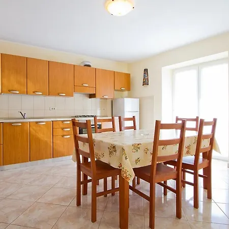 Daniela Apartamento *
